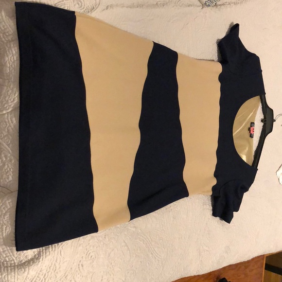 Perfect dress for a dinner party - Picture 1 of 5